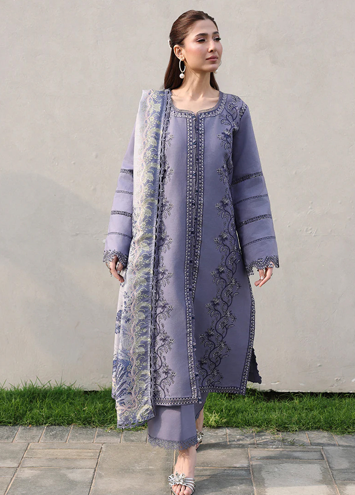 Florence By Rang Rasiya Luxury Embroidered Lawn 3 Piece Unstitched Suit RR26FLEE D-11 MAHNAZ