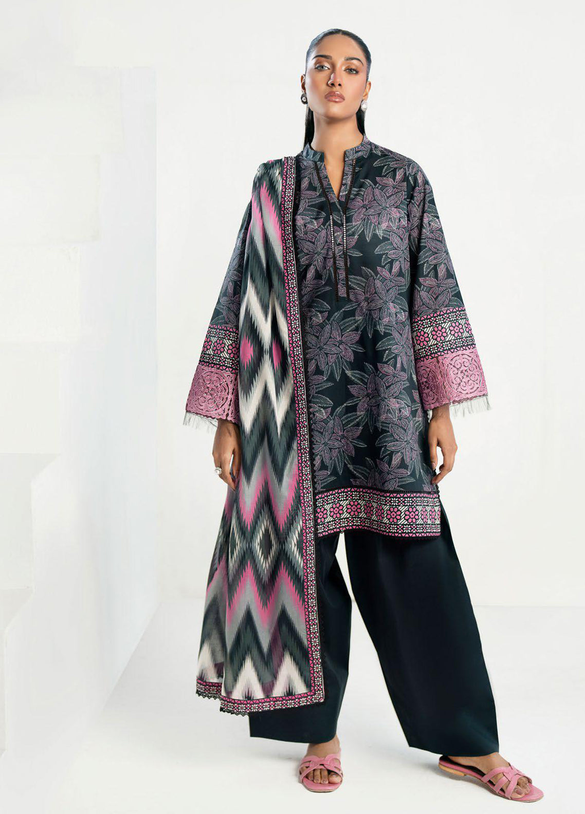 Gul Ahmed Embroidered Lawn 3 Piece Unstitched Suit GA26SEL D-CL-62009