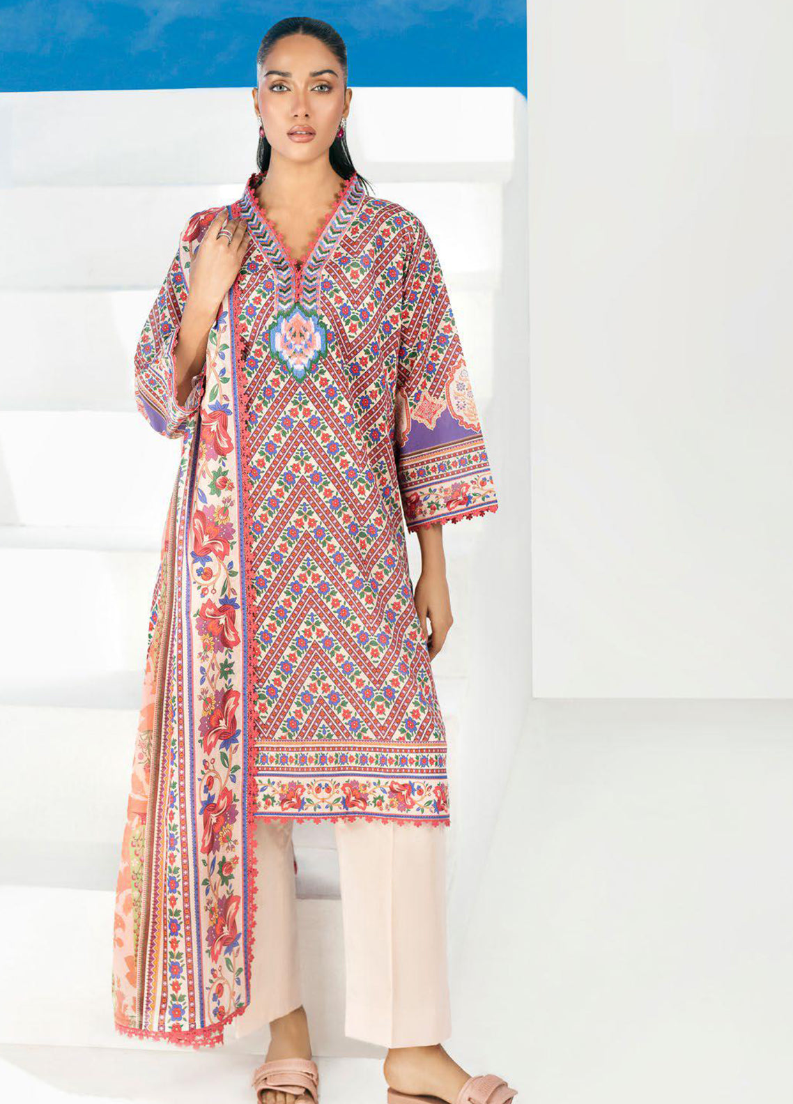 Gul Ahmed Embroidered Lawn 3 Piece Unstitched Suit GA26SEL D-CL-62257