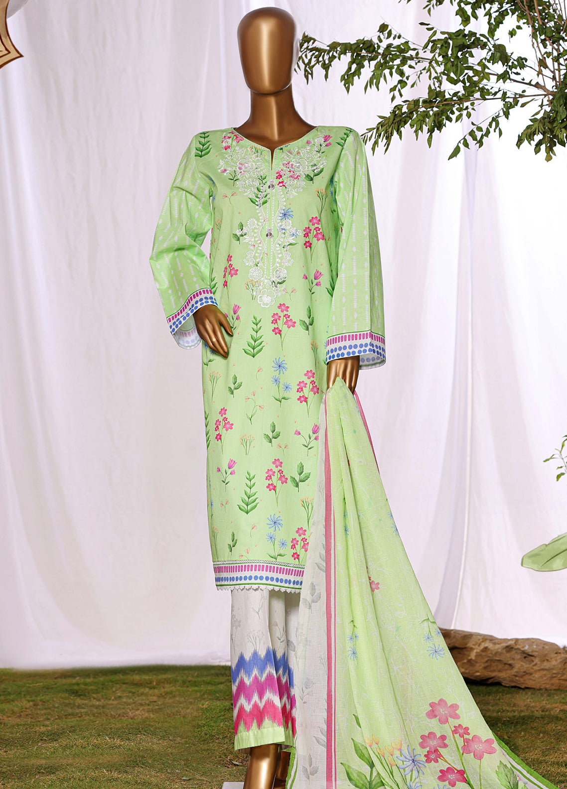 HZ Textiles Embroidered Lawn 3 Piece Stitched Suit HZ26DWE D-049