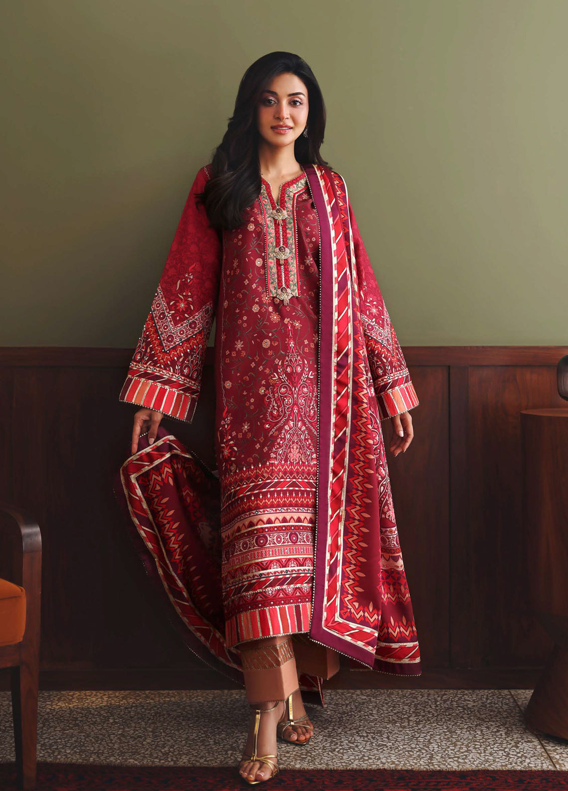 Hemline Nirvana By Mushq Embroidered Raw Silk 3 Piece Unstitched Suit MQ26HNUL D-2606 SOFT SPOTLIGHT