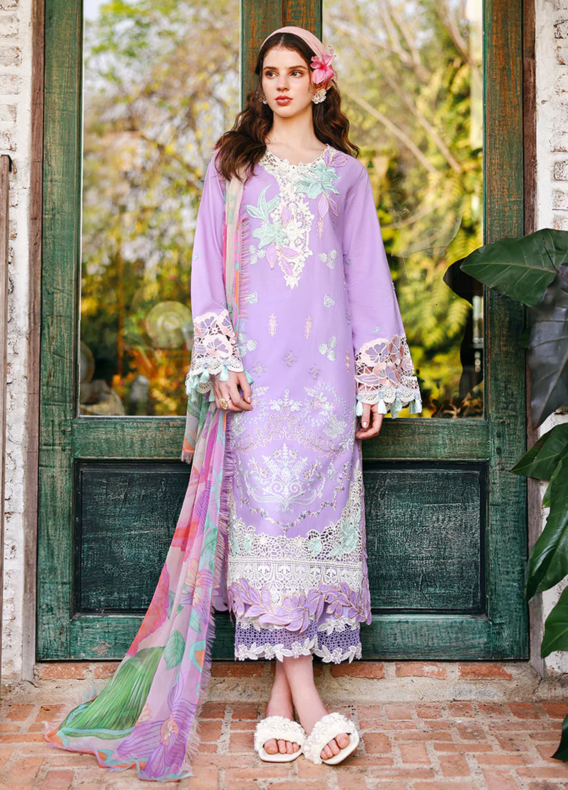 Hemline The Secret Garden By Mushq Embroidered Lawn 3 Piece Unstitched Suit MQ26HLTSGV2 D-03 DEWSPELL