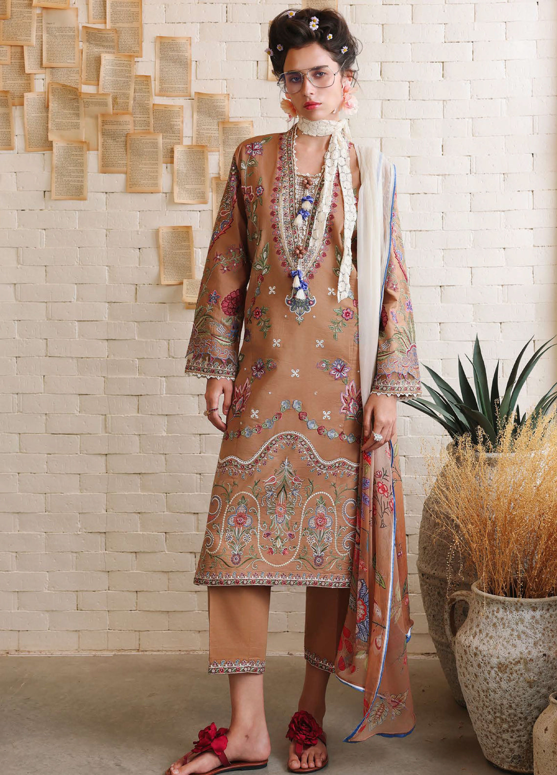 Hemline The Secret Garden By Mushq Embroidered Lawn 3 Piece Unstitched Suit MQ26HLTSGV3 D-08 WILD BLOOM
