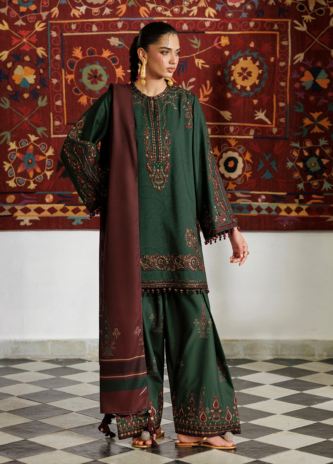 Iznik Embroidered Viscose Linen 3 Piece Unstitched Suit IZ26PFV D-IPF-32