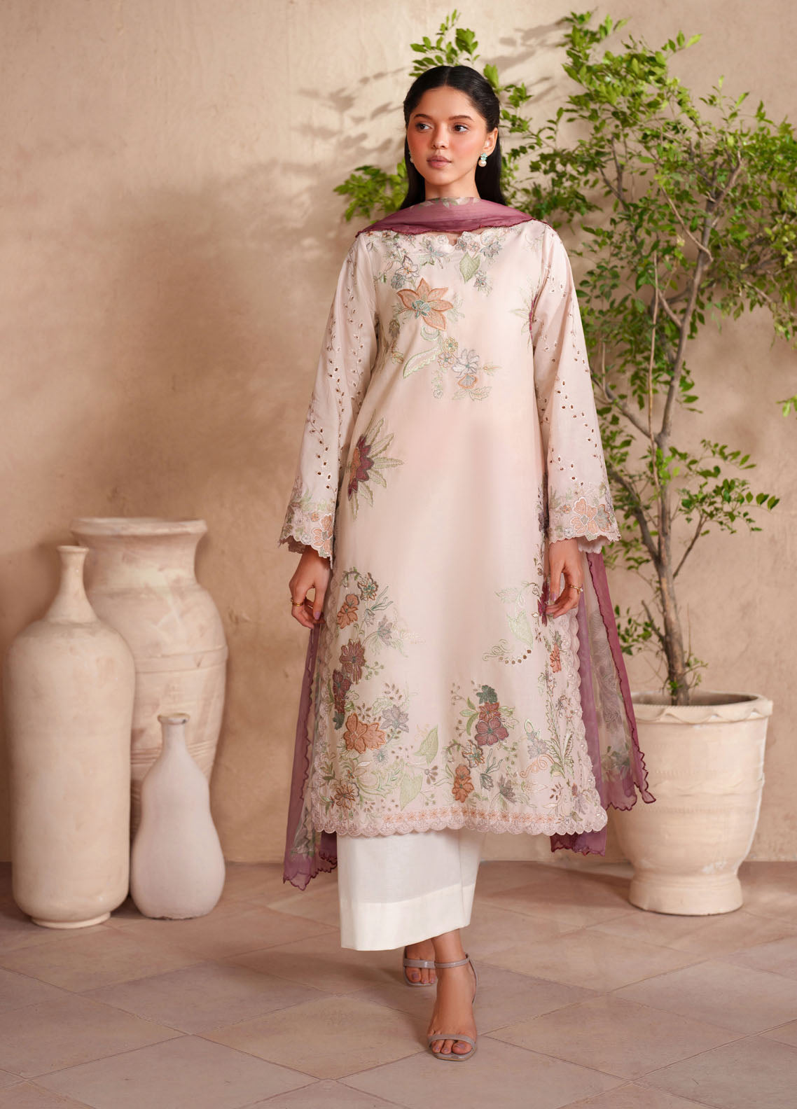 Iznik Festive Embroidered Lawn 3 Piece Unstitched Suit IZ26EEL D-EL-04