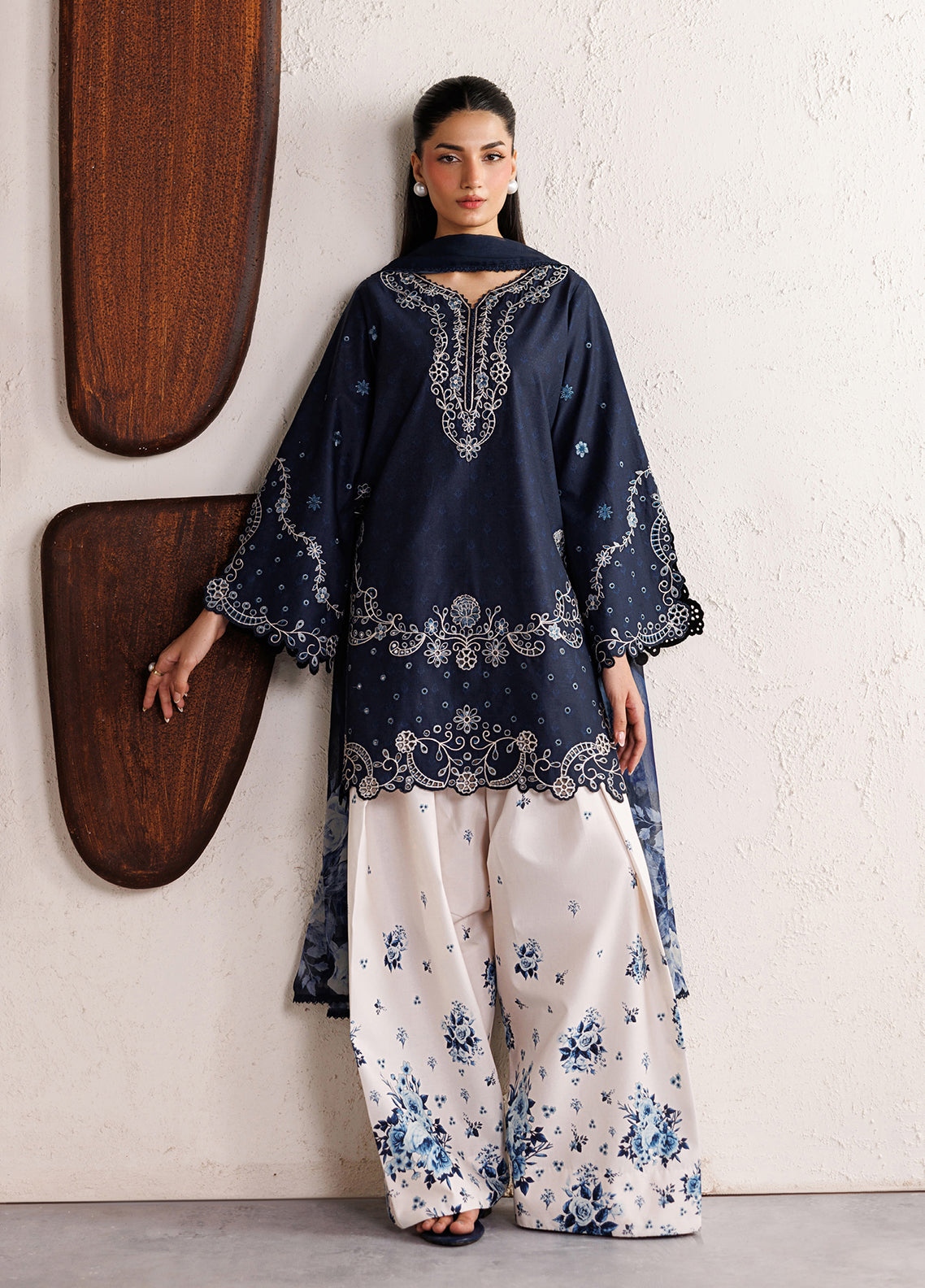 Iznik Festive Embroidered Lawn 3 Piece Unstitched Suit IZ26FL D-IBE-02