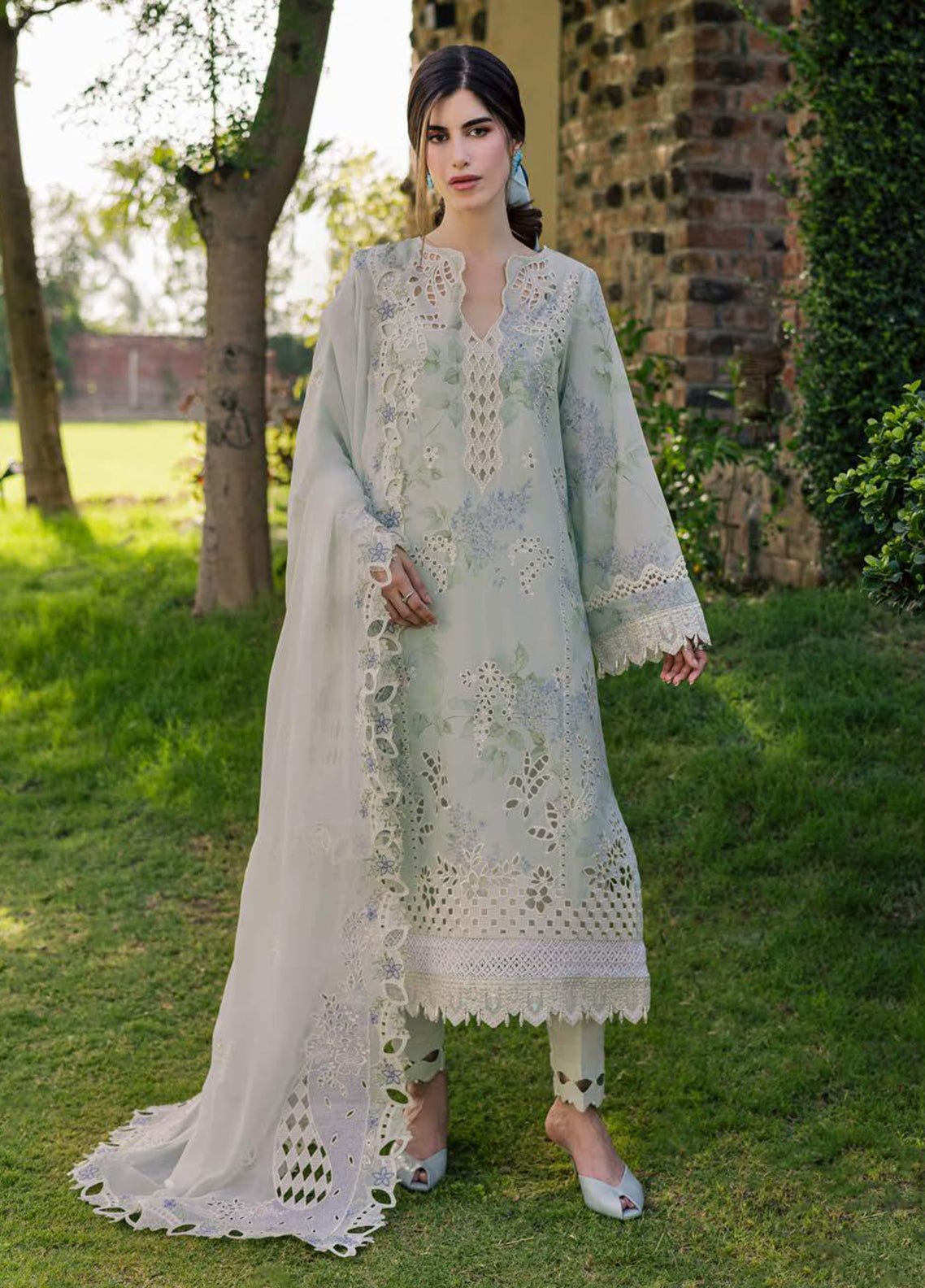 Lily May By Nureh Embroidered Lawn 3 Piece Unstitched Suit NU26LMEP D-NE-262