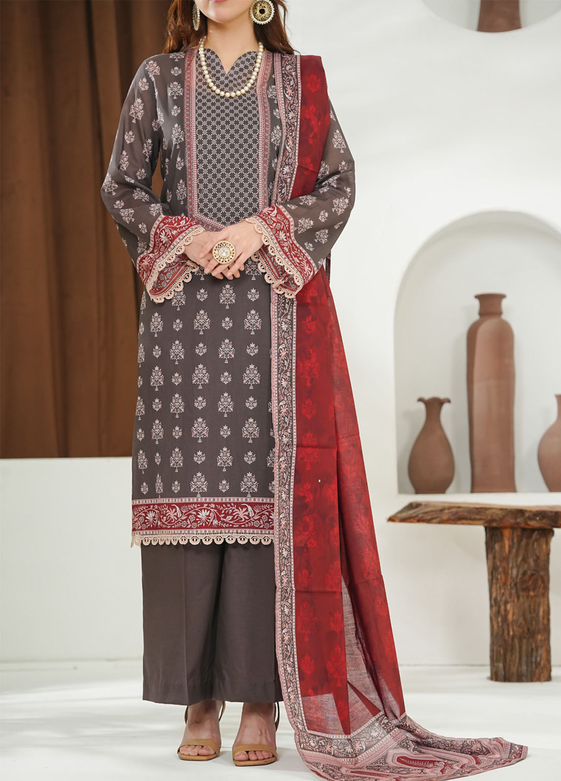 Misri By VS Textile Printed Lawn 3 Piece Unstitched Suit VS26MPLV1N2 D-780
