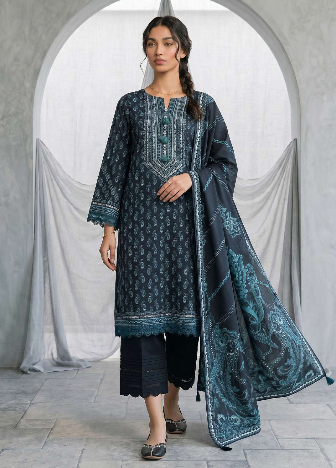 Monochrome By Zellbury Printed Lawn 3 Piece Unstitched Suit WUS26X31077