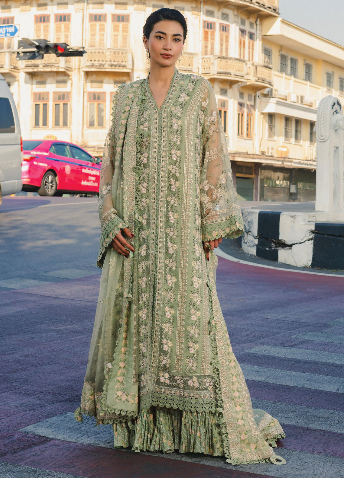 Mulaqaat By Afrozeh Festive Embroidered Lawn 3 Piece Unstitched Suit AF26MFL D-0054 DEEDAR