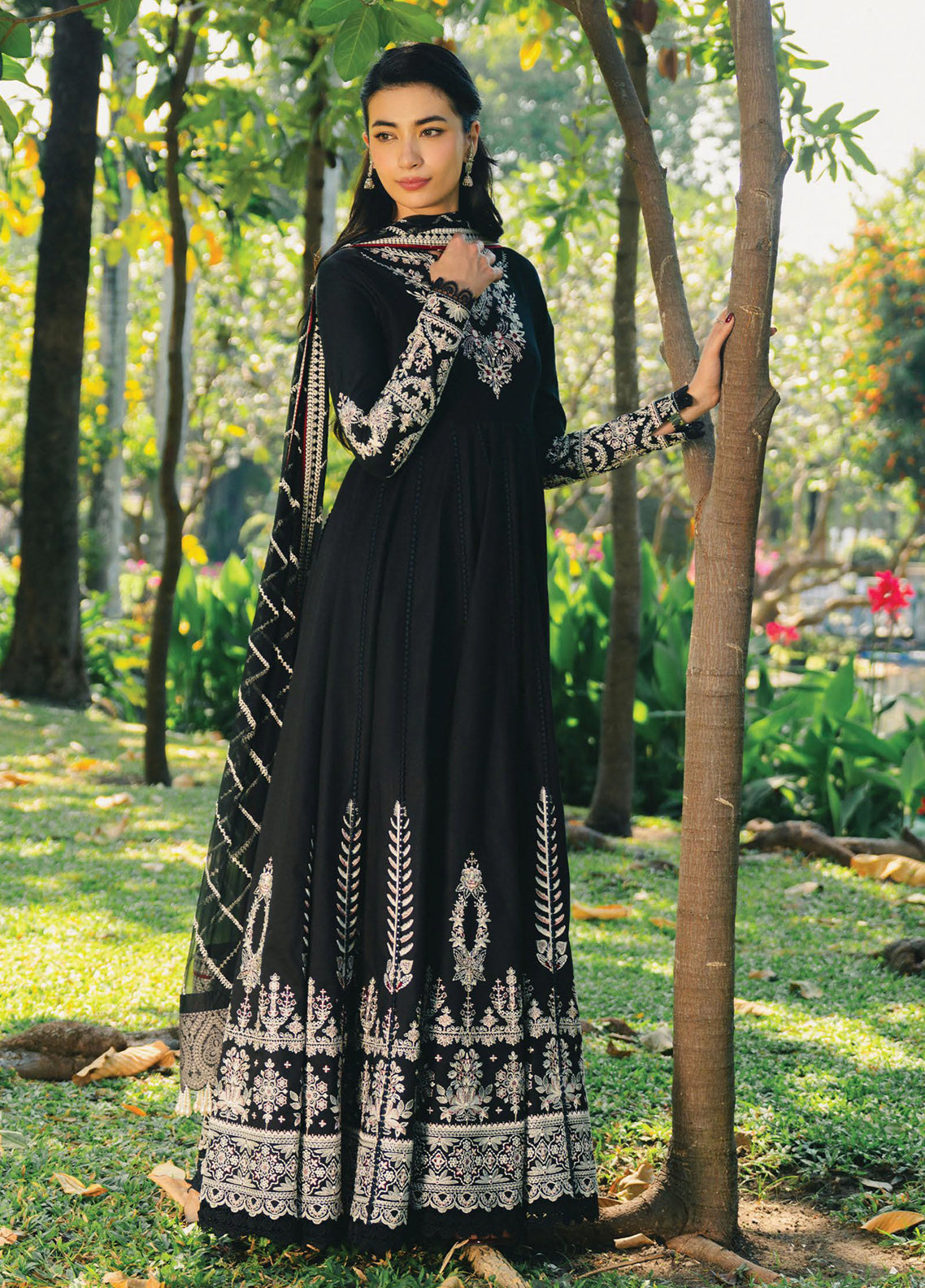 Mulaqaat By Afrozeh Festive Embroidered Lawn 3 Piece Unstitched Suit AF26MFL D-0057 PARIZAAD