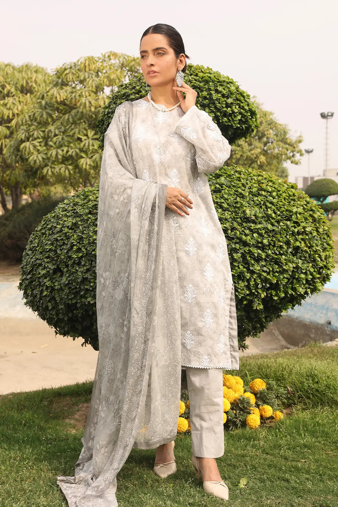 D#7580 Rashid Nauroz Emb Lawn Collection 523