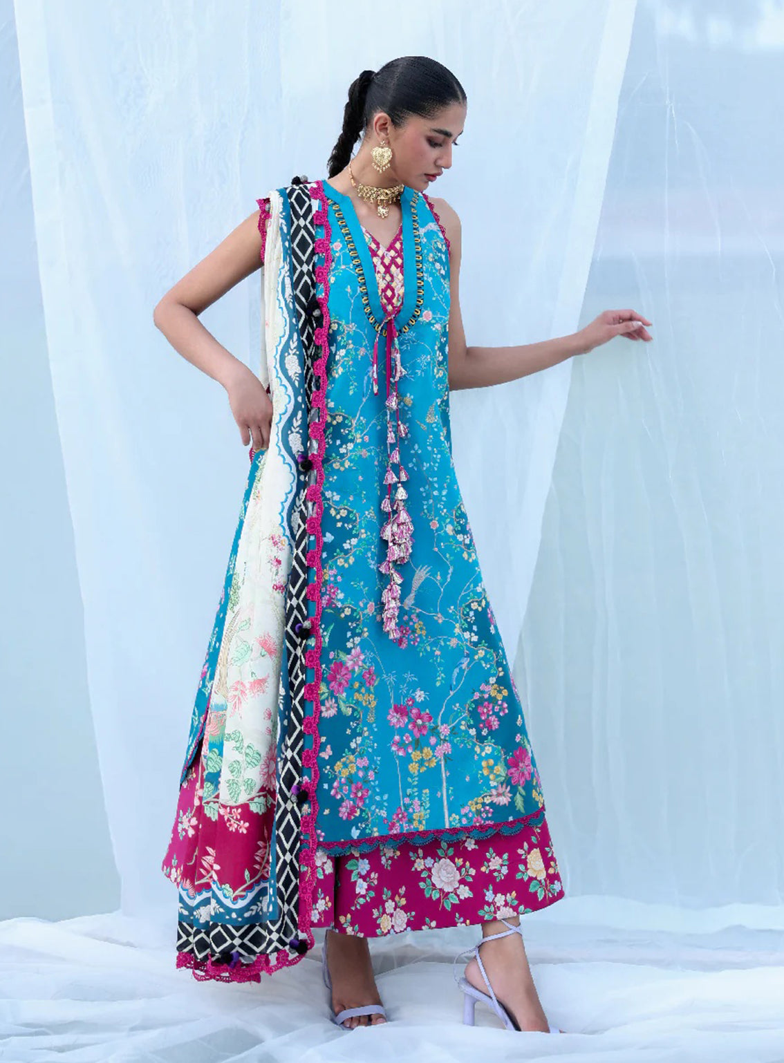 Neoma By Republic Womenswear Printed Lawn 3 Piece Unstitched Suit RW26NSP D-SP-9 ZARIYAH