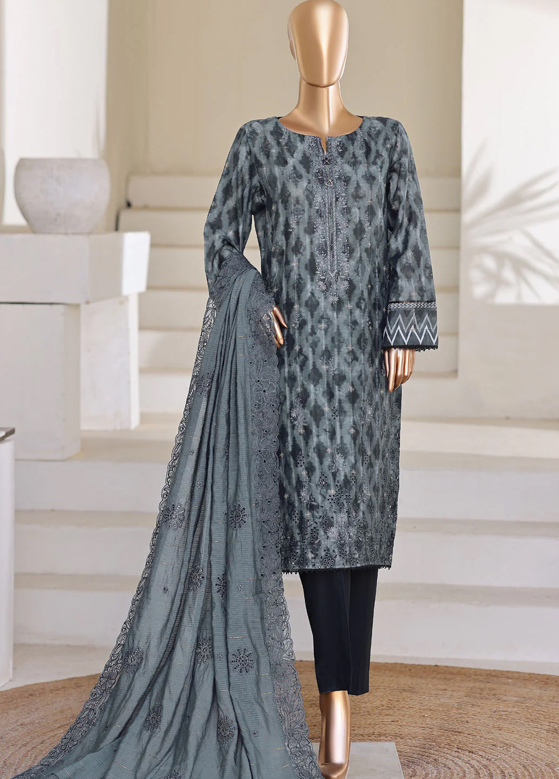 Ninokara By HZ Textile Embroidered Jacquard 3 Piece Unstitched Suit HZ26N NJE-7015