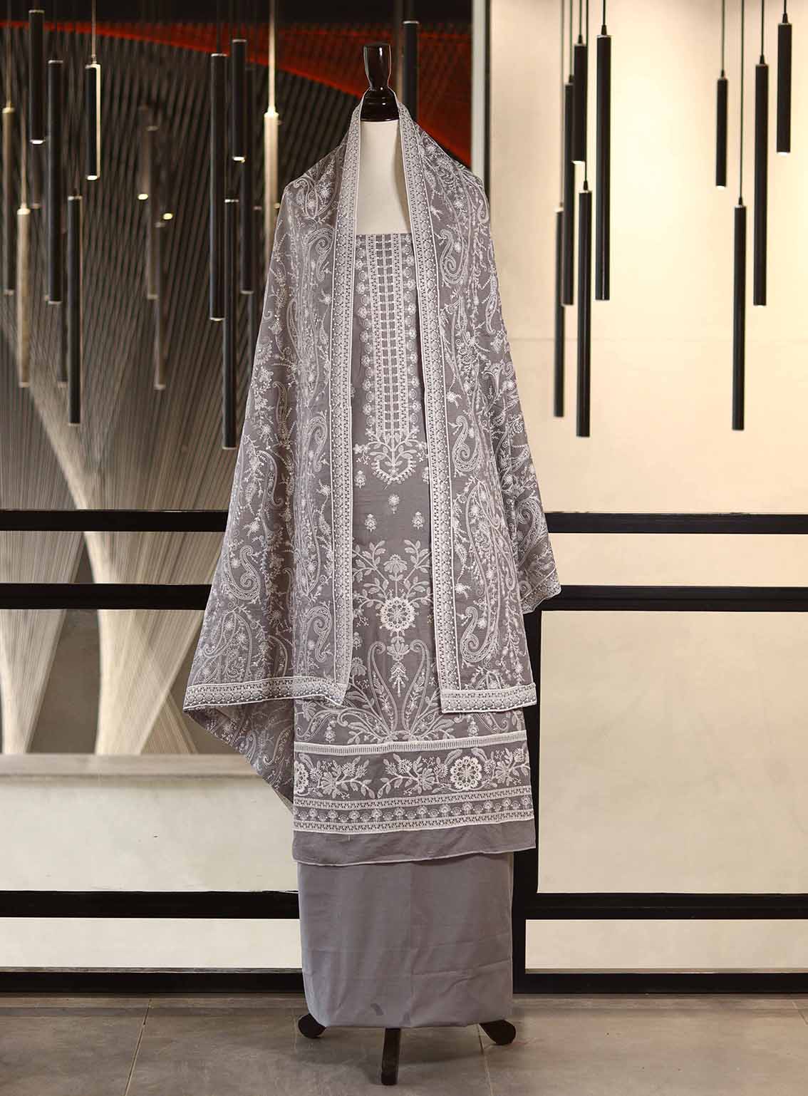 Oud By Royal Fashion Premium Embroidered Lawn Banarsi 3 Piece Unstitched Suit - RF25ZZOV51 OUD53 GREY