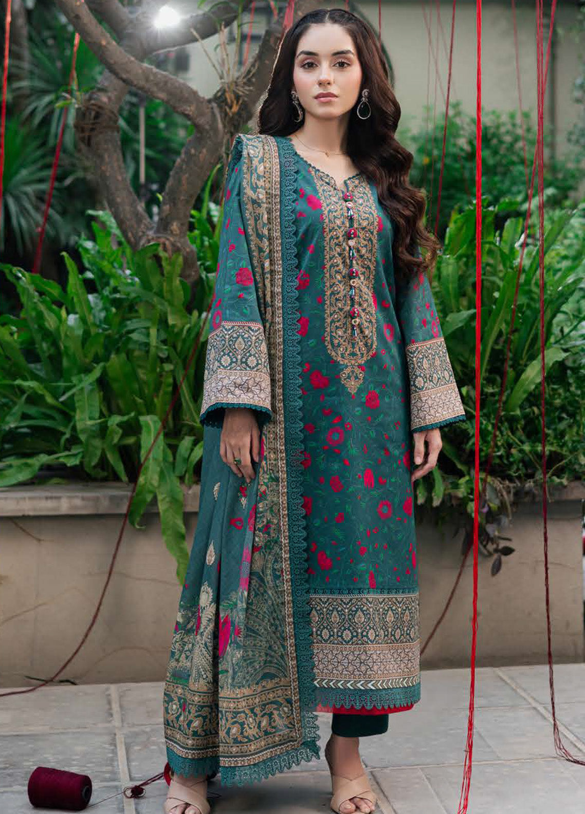 Prints by Asim Jofa Printed Lawn Suits Unstitched 3 Piece - AJ25PL5 AJUUB-38