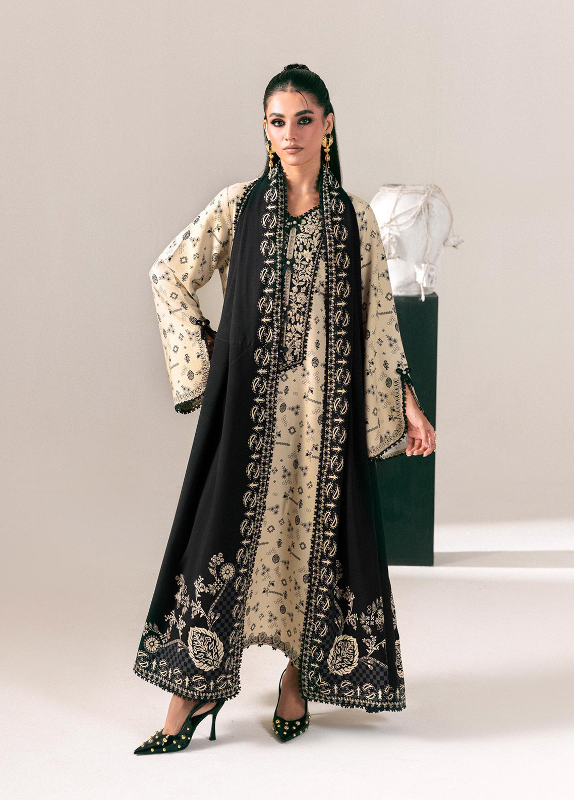 QPrints By Qalamkar Embroidered Slub Linen 3 Piece Unstitched Suit QLM26QW D-10A MEHRU