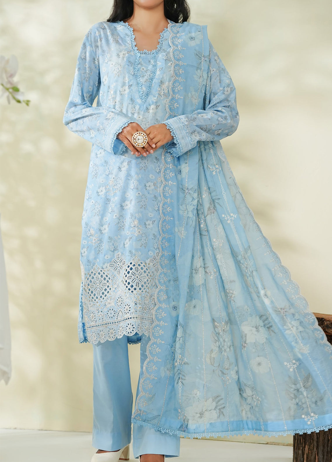 Ramsha By VS Textile Embroidered Lawn 3 Piece Unstitched Suit VS26REL D-784