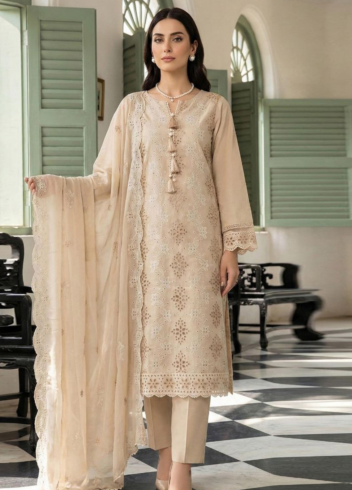 Raskh-E-Qamar By Noorjahan Embroidered Lawn 3 Piece Unstitched Suit NJ26RQ D-06