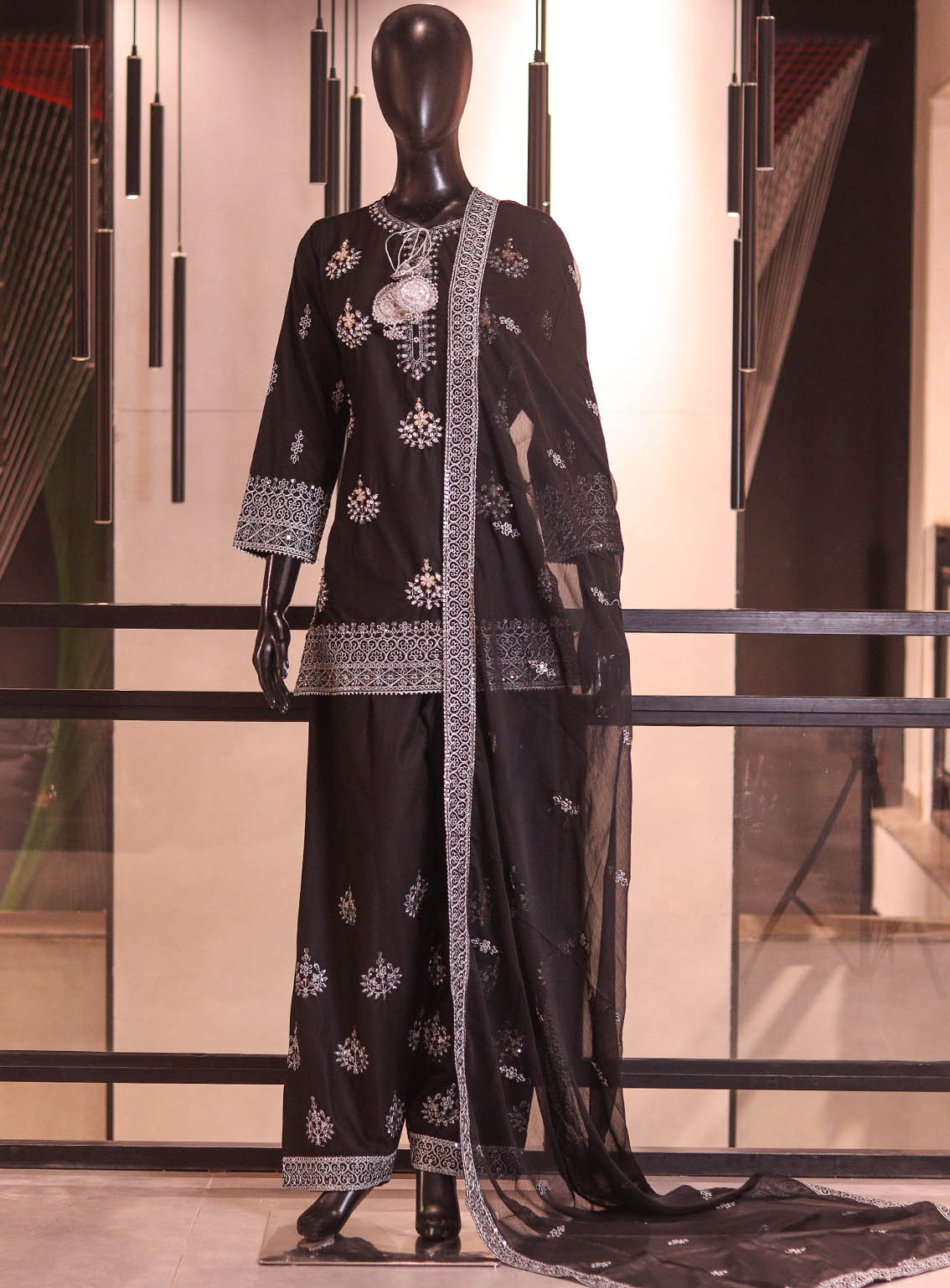 Royal Fashion Embroidered Lawn 3 Piece Stitched Suit RF26EP D-SB-08-BK