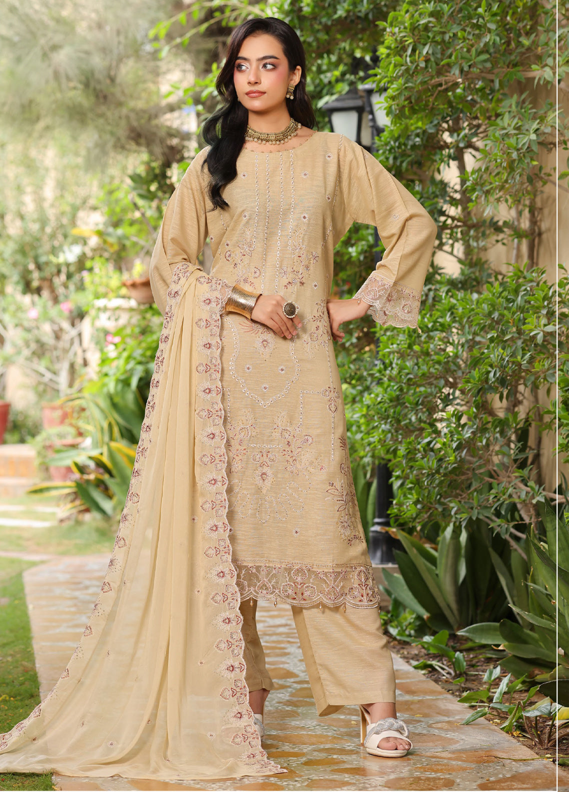 Signature By Schick Embroidered Karandi 3 Piece Unstitched Suit SDH26SK D-01