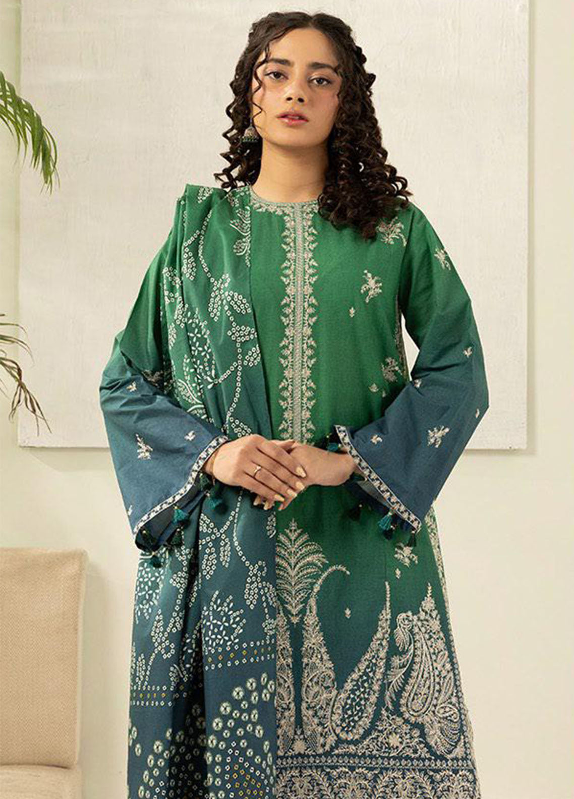 Signature By Zellbury Embroidered Lawn 3 Piece Unstitched Suit WUS26E30512