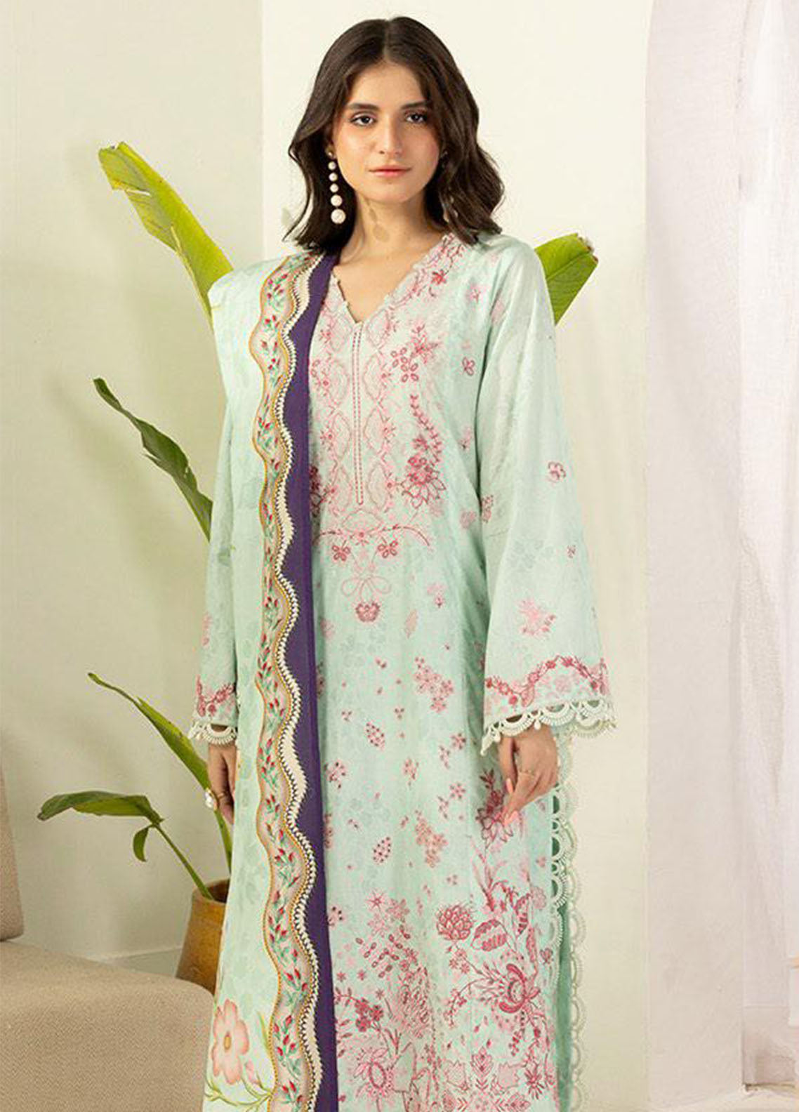 Signature By Zellbury Embroidered Lawn 3 Piece Unstitched Suit WUS26E30514