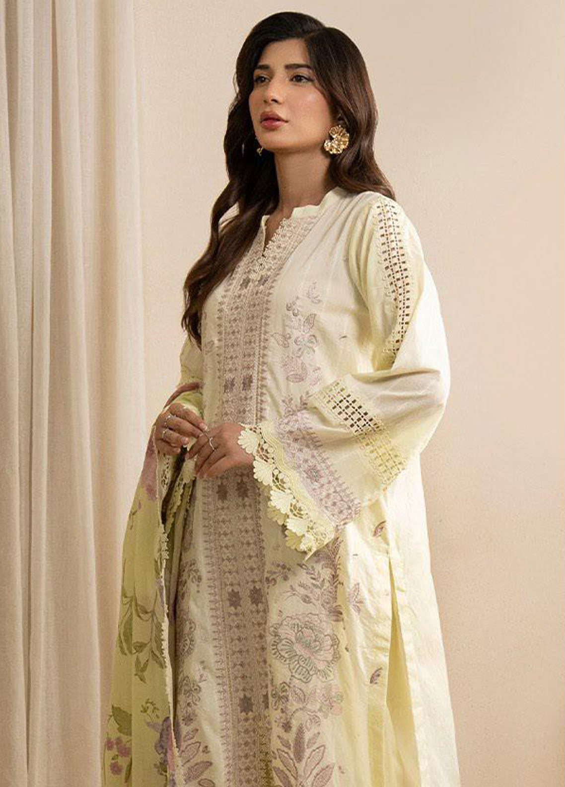 Signature By Zellbury Embroidered Lawn 3 Piece Unstitched Suit WUS26E30607