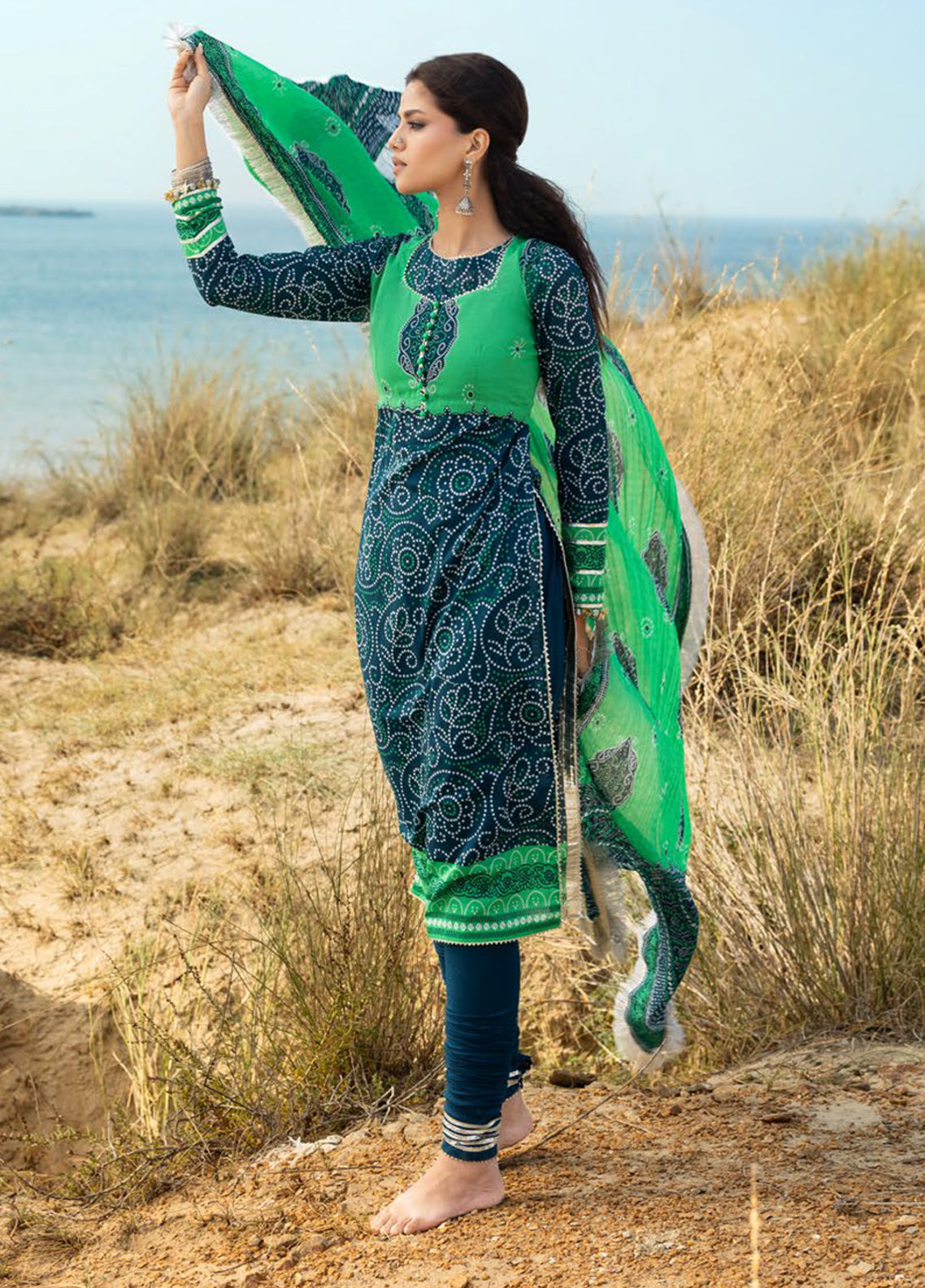 The Chunri Story By Gul Ahmed Printed Lawn 3 Piece Unstitched Suit GA26TCS D-CL-62024 B