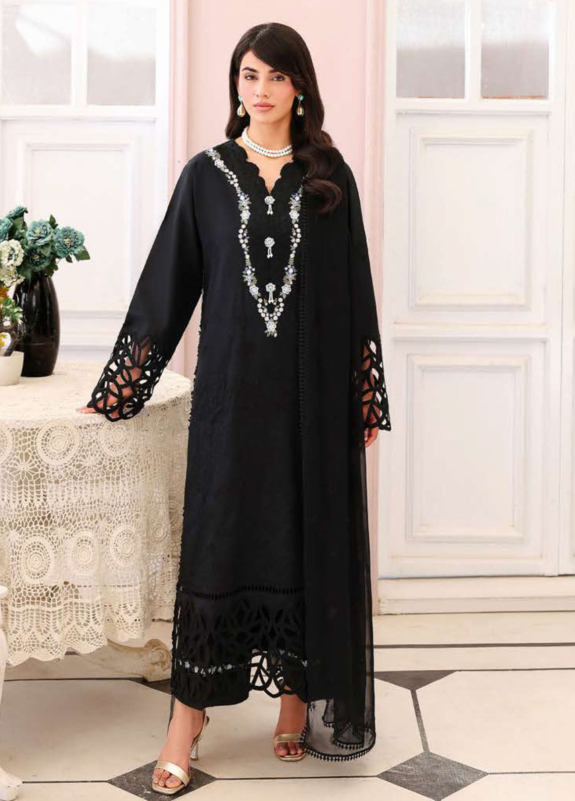 Veil Of Summer By Roheenaz Chikankari Lawn 3 Piece Unstitched Suit RNZ26VOS D-04 BLACK LACE