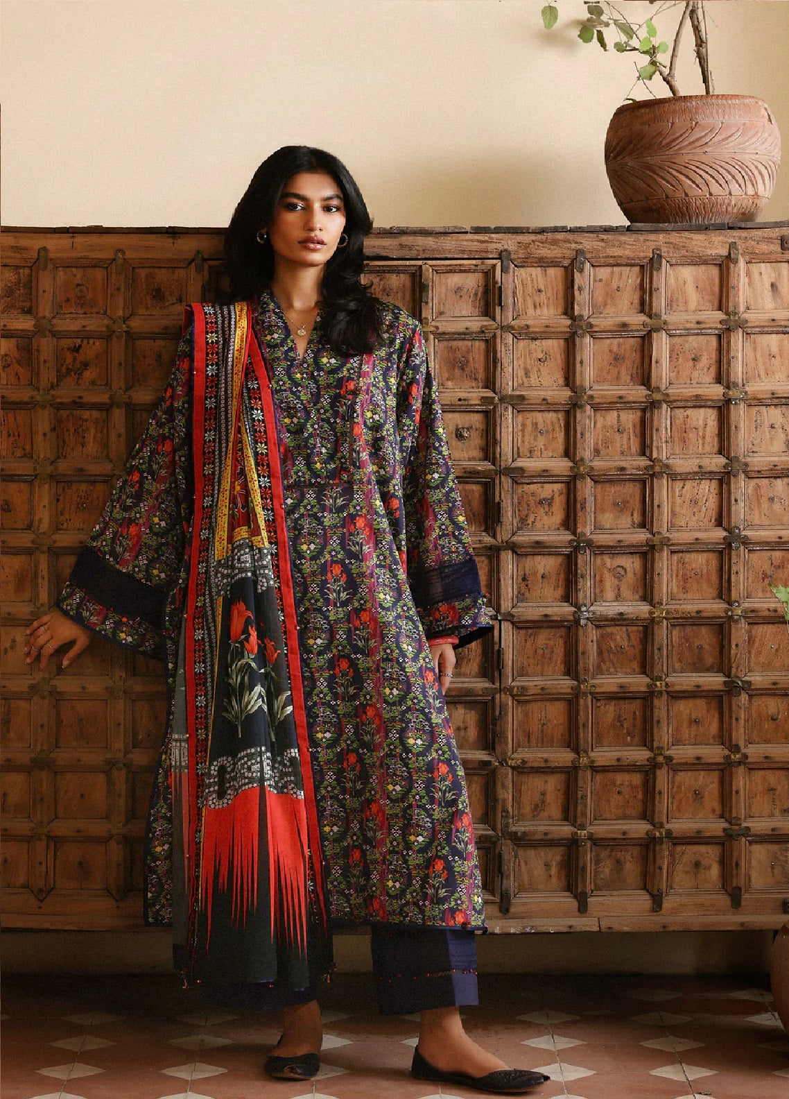 Zaha By Khadijah Shah Printed Lawn 3 Piece Unstitched Suits ZH26AP D-APL-08 VEDA