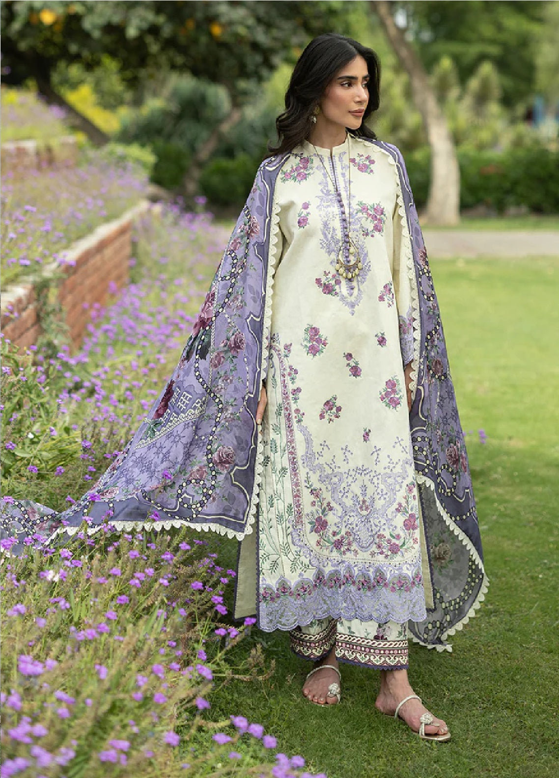 Zainab Chottani Luxury Embroidered Lawn 3 Piece Unstitched Suit ZC26LL D-04 KYRA