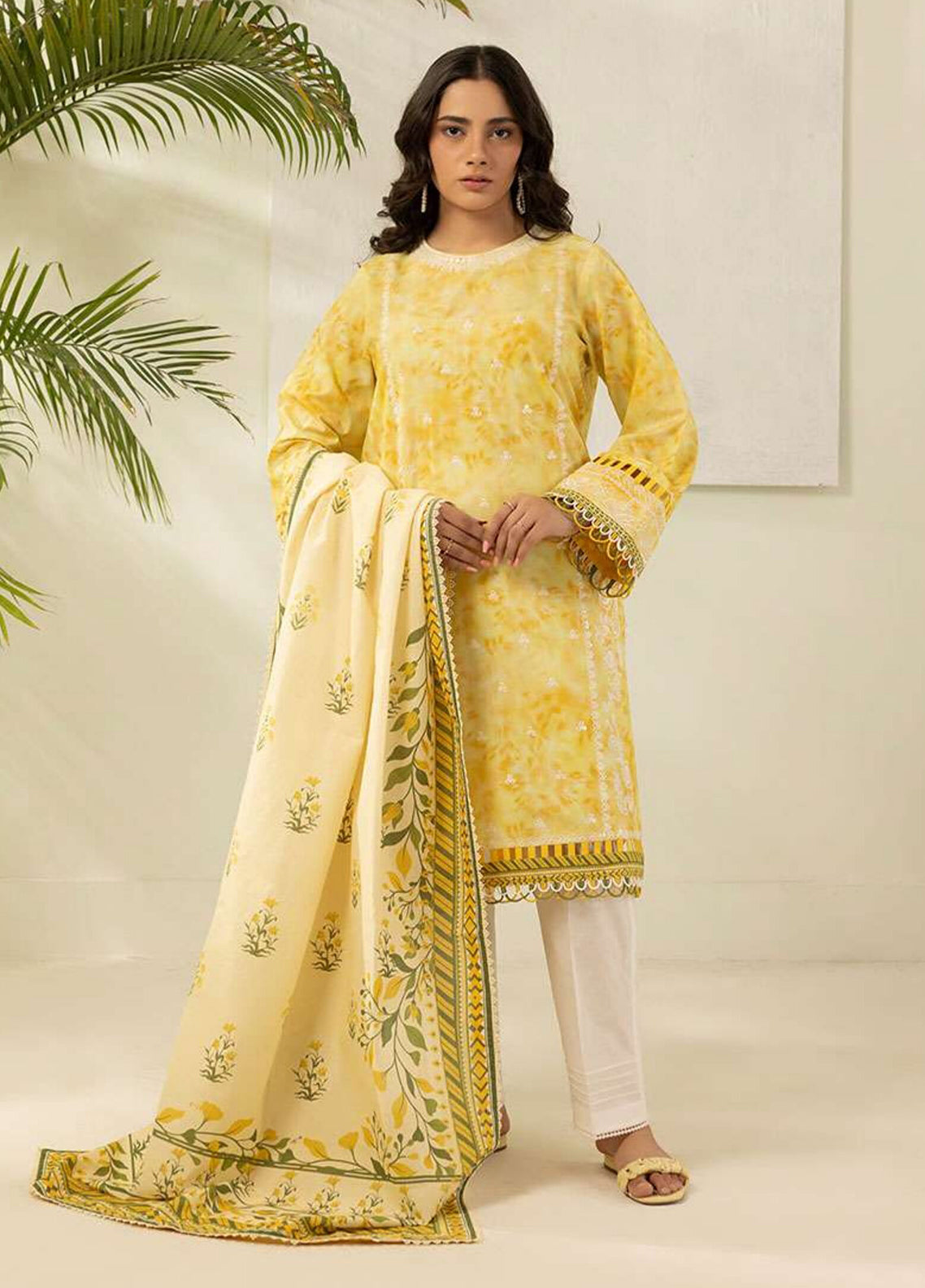 Zellbury Embroidered Lawn 2 Piece Unstitched Shirt & Dupatta WUS26E20408