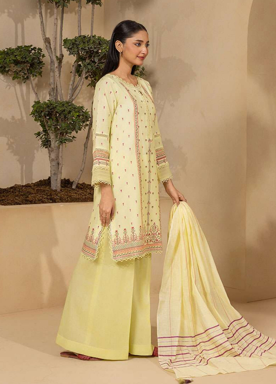 Zellbury Printed Lawn 3 Piece Unstitched Suit WUS26X30770