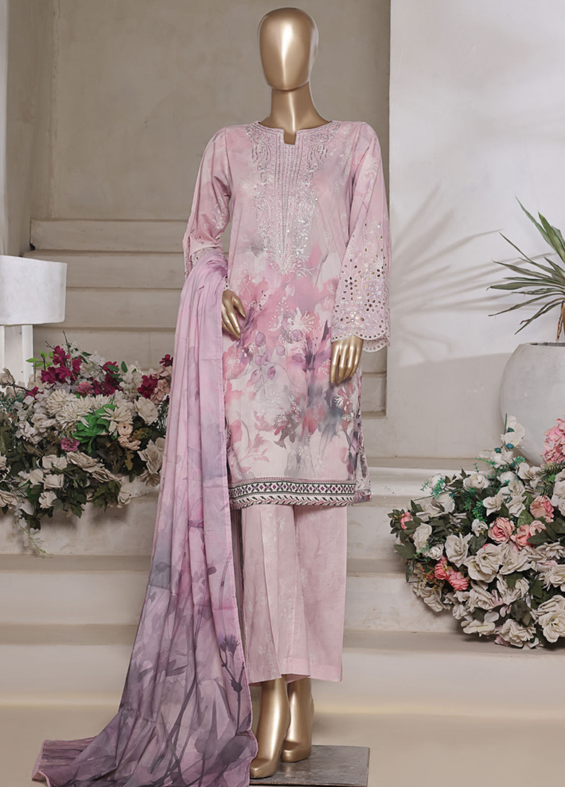 Aashkaar By HZ Textile Embroidered Cotton Lawn 3 Piece Stitched Suit HZ25APECLV3 LPE-541