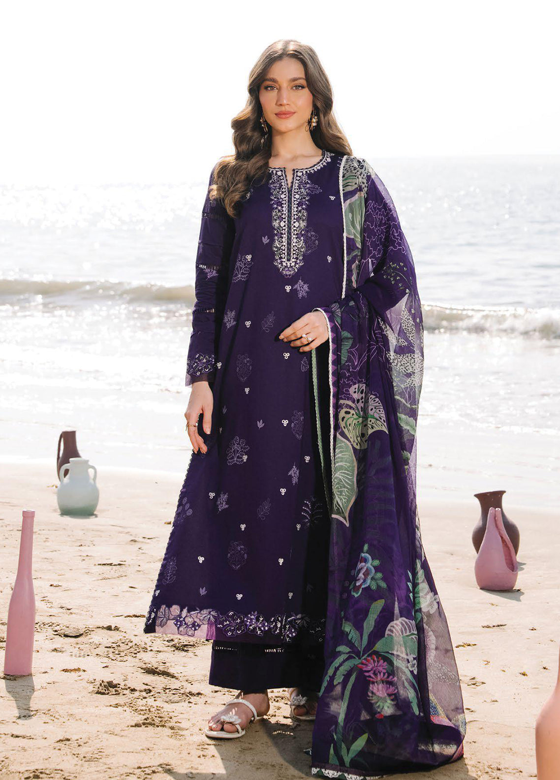 Afsanah By Seran Embroidered Lawn 3 Piece Unstitched Suit SRN26AV1 D-08 ELIN