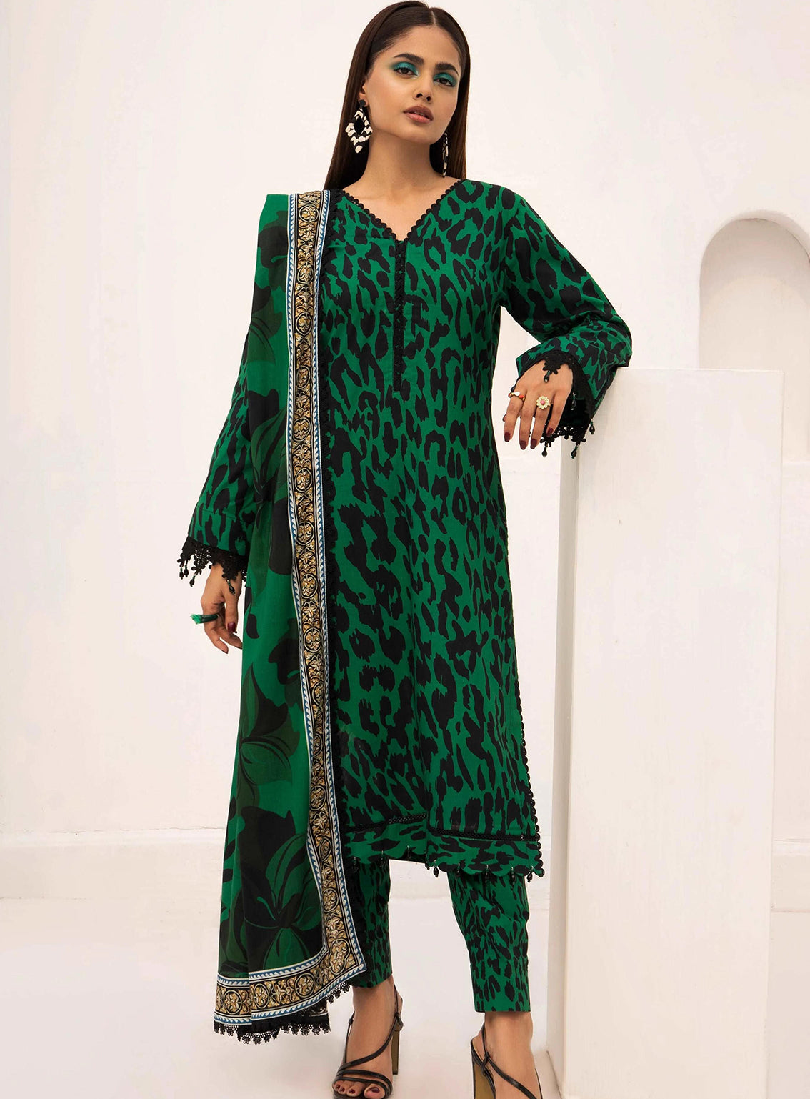 Alzohaib Coco Popup Printed Cambric 3 Piece Unstitched Suit AZ24CP CPC-24-01