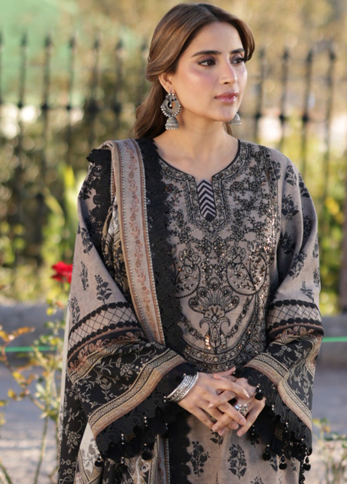 Asim Jofa Embroidered Khaddar Winter 3 Piece Unstitched Suit AJ24UW AJUW-08