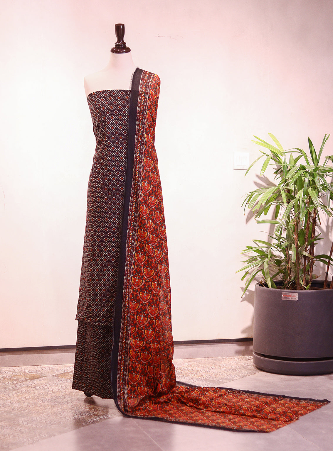 Bin Saeed Digital Printed Lawn 3 Piece Unstitched Suit BS26P D-ALL28