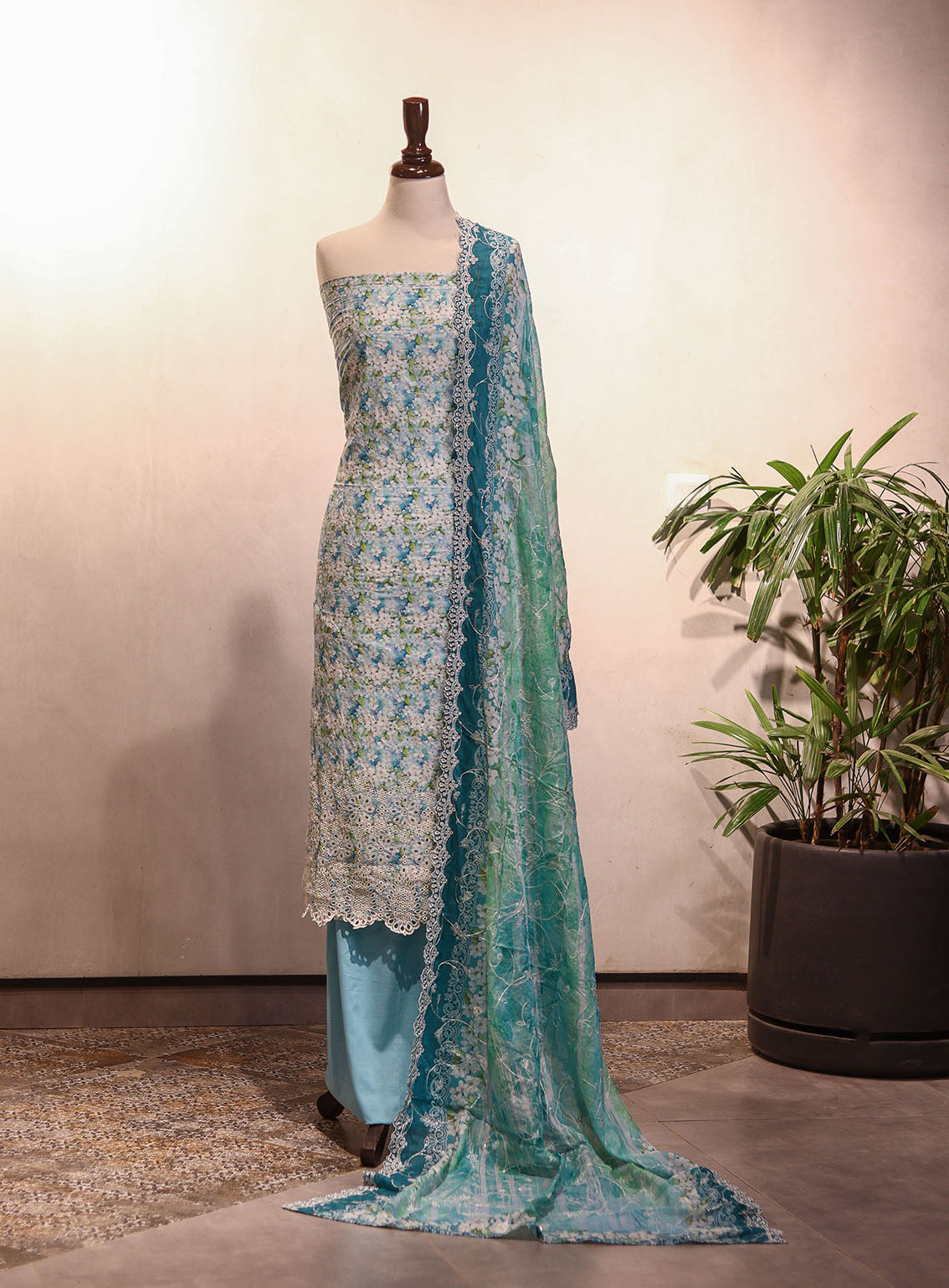 Bin Saeed Embroidered Lawn 3 Piece Unstitched Suit BS25EL D-606