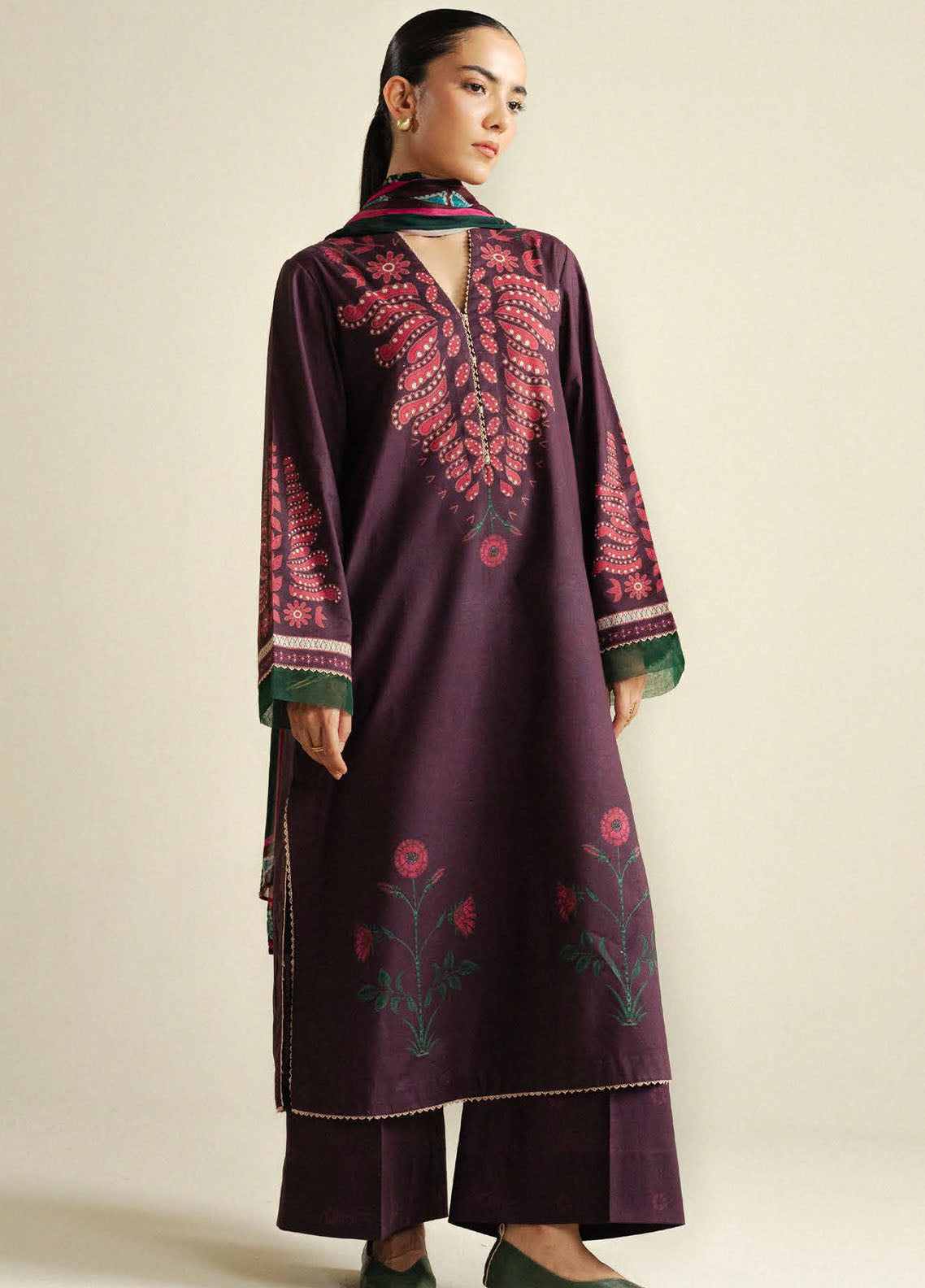 Coco Prints By Zara Shahjahan Printed Cambric 3 Piece Unstitched Suit CZS25PD4 D-7A LILT