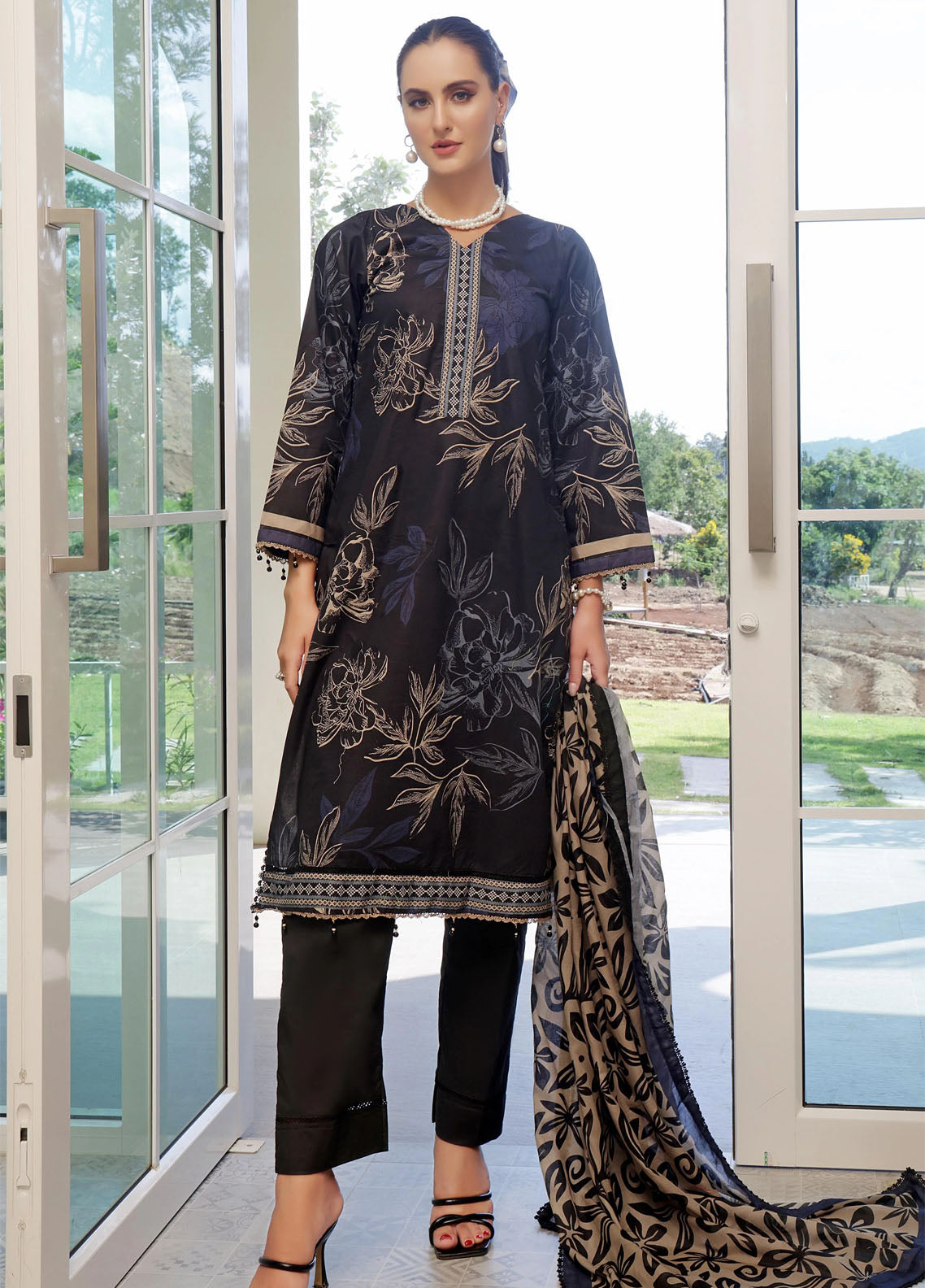 Colors By Alzohaib Digital Printed Cambric 3 Piece Unstitched Suit AZ25CCV1 CDC-02