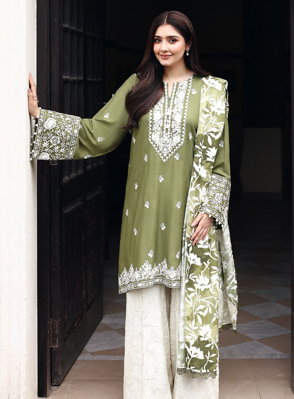 Cross Stitch Embroidered Linen 3 Piece Unstitched Suit CS25WKLM D-09 MOSS REVERIE