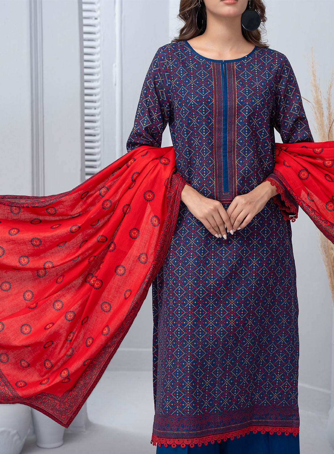 Daman By VS Textile Printed Lawn 3 Piece Unstitched Suit VSU24DPL D-2928B
