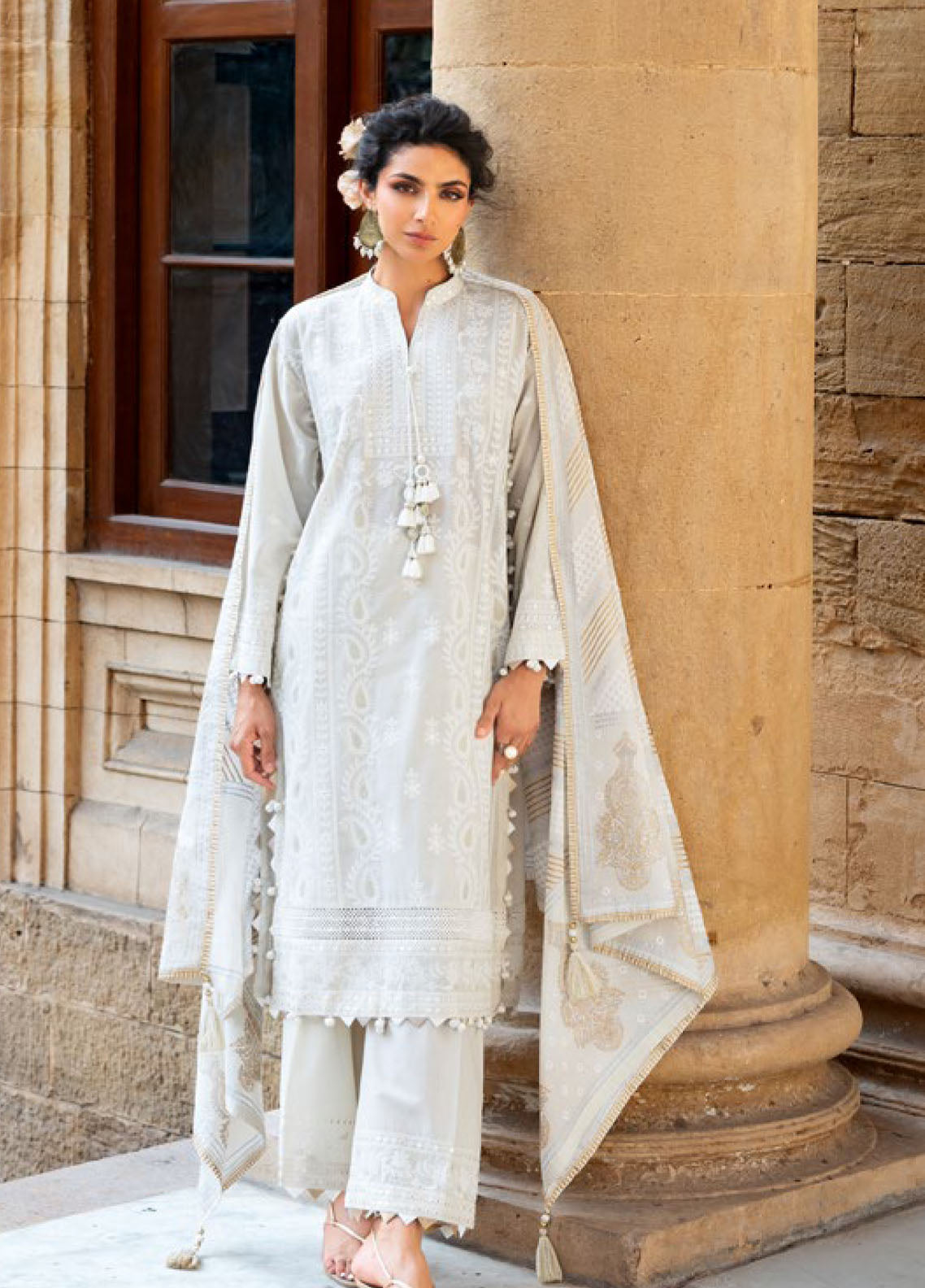 Gul Ahmed Festive Embroidered Lawn 3 Piece Unstitched Suit GA26F D-DN-52039