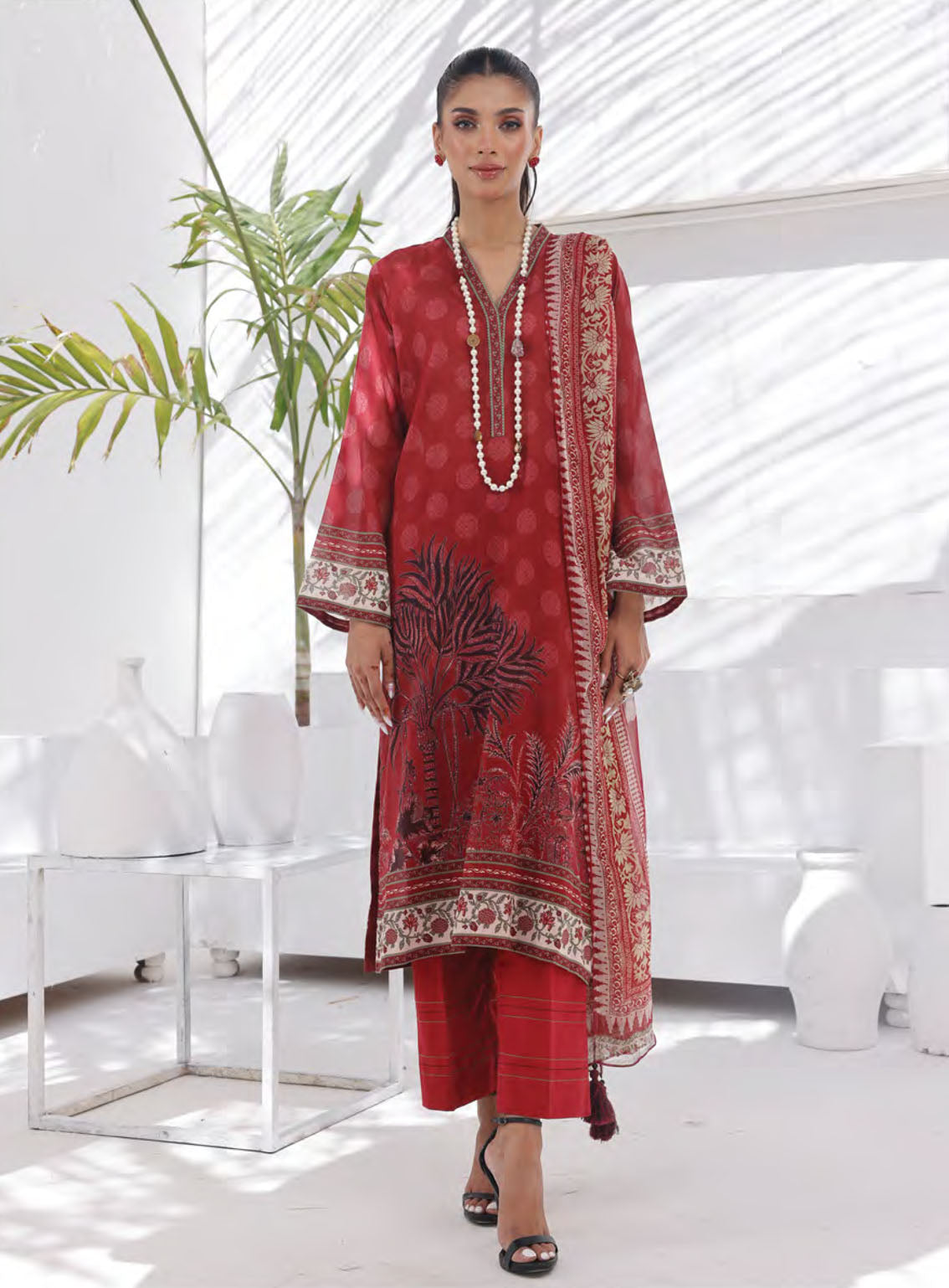 Komal Signature Prints By Lakhany Printed Lawn 3 Piece Unstitched Suit LSM24KS LG-MM-0106