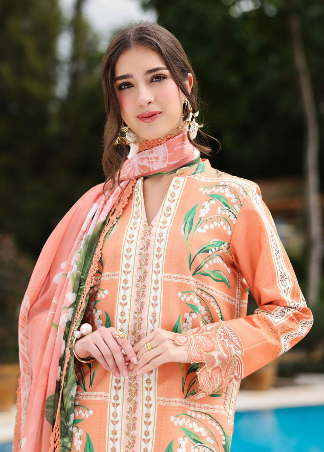 Life Style By Rang Rasiya Embroidered Lawn 3 Piece Unstitched Suit RR26LSS D-14 MELLOW