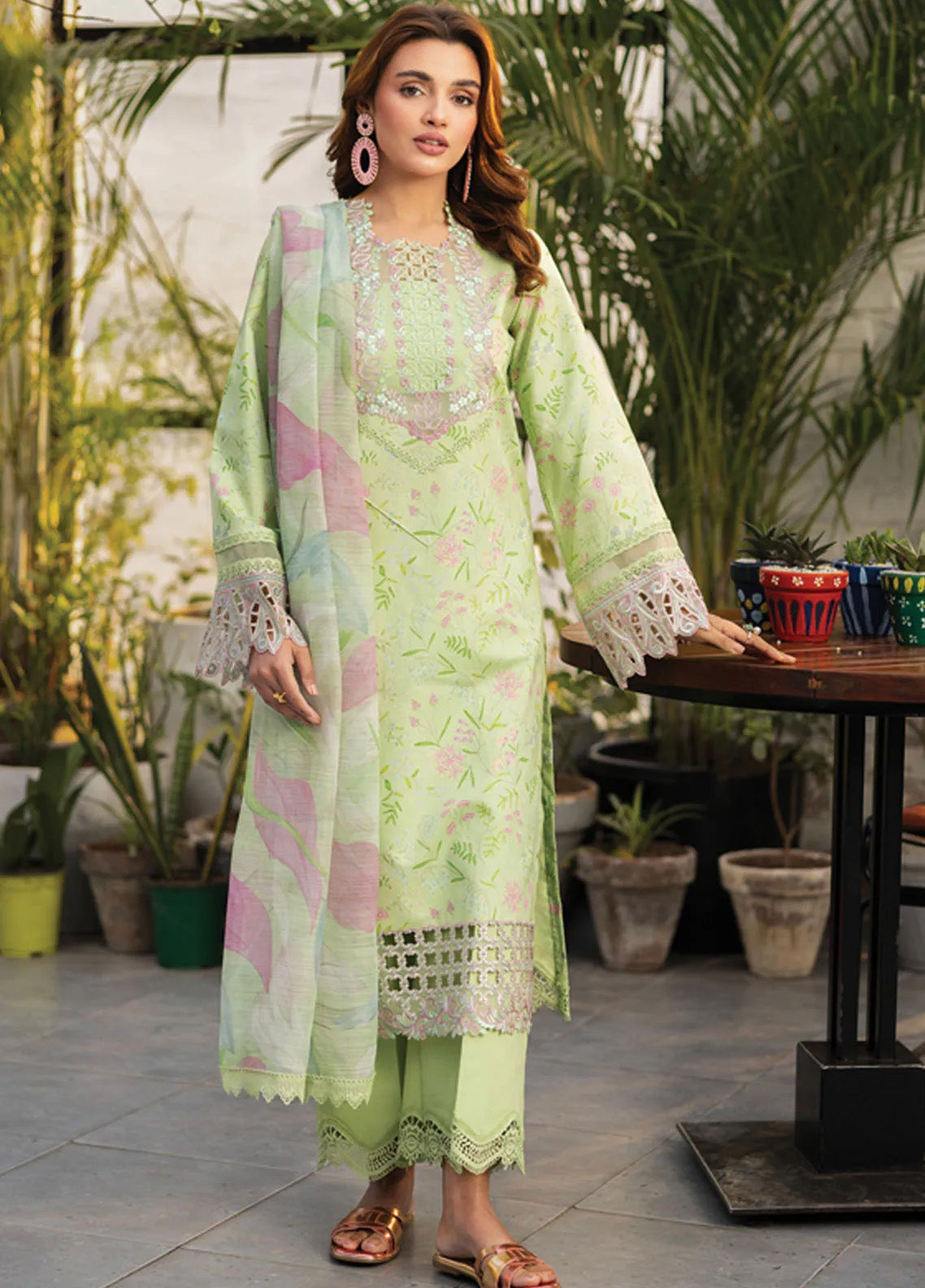 Lifestyle By Rang Rasiya Embroidered Lawn 3 Piece Unstitched Suit RR25LS D-06 ROSEMARY