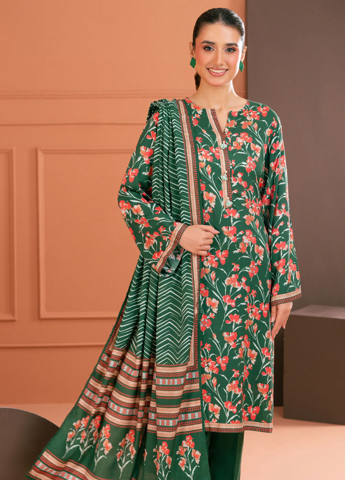 Linen Love By Gul Ahmed Printed Linen 3 Piece Unstitched Suit GA25LL D-LT-52033