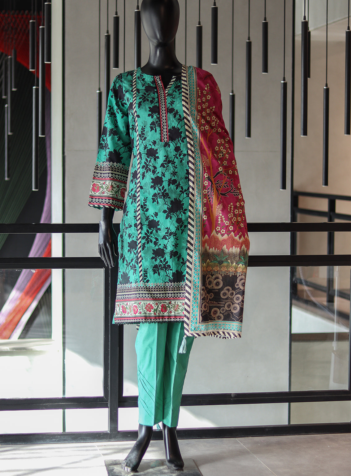 LSM Galleria Zari Printed Lawn 3 Piece Stitched Suit - LSM24G LSM-3542